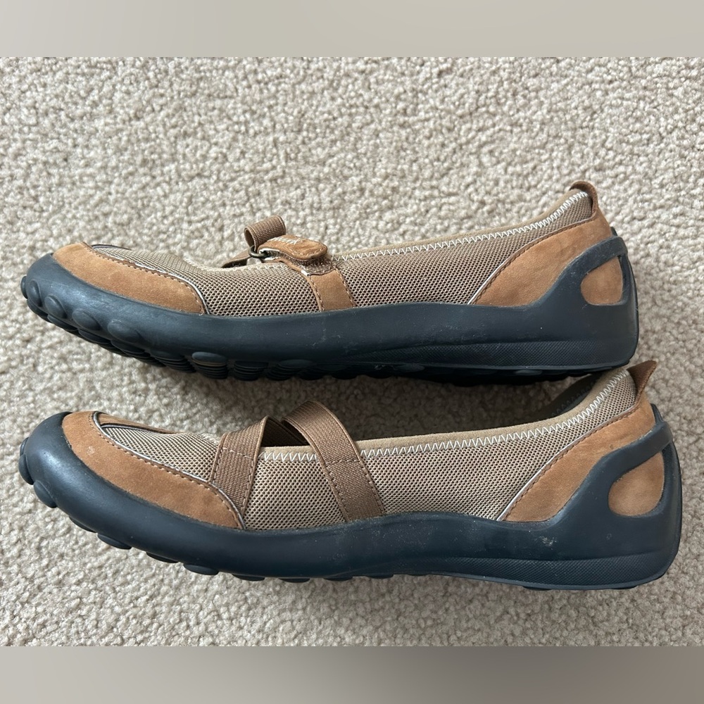 Women's Pr!vo Shoes, size 7.5 M - Picture 5 of 9